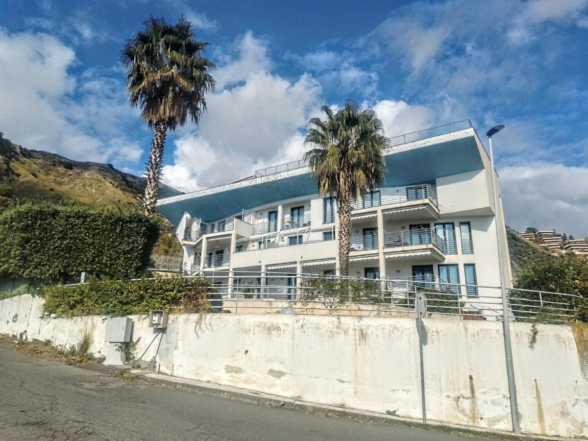 Lube Beach Home Letojanni Εξωτερικό φωτογραφία
